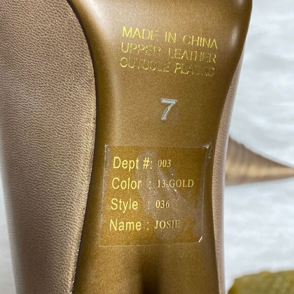 Bakers Gold Leather Josie Pointed Toe Heel Size 7 - Picture 8 of 10